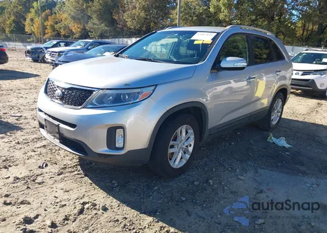 2014 Kia Sorento Lx z USA, uszkodzony, nr VIN 5XYKT3A66EG488912